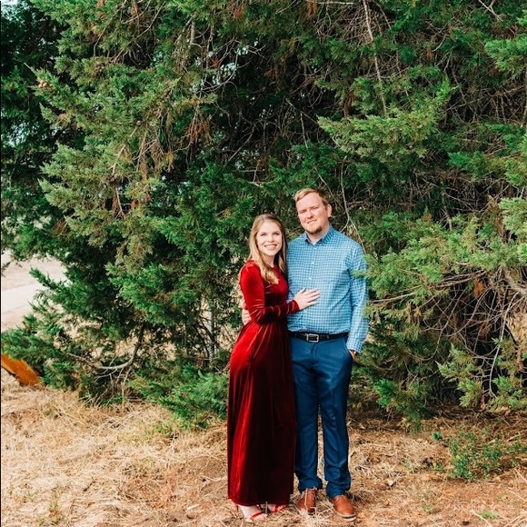 Meet your Posher, Emilee - Picture 3 of 4